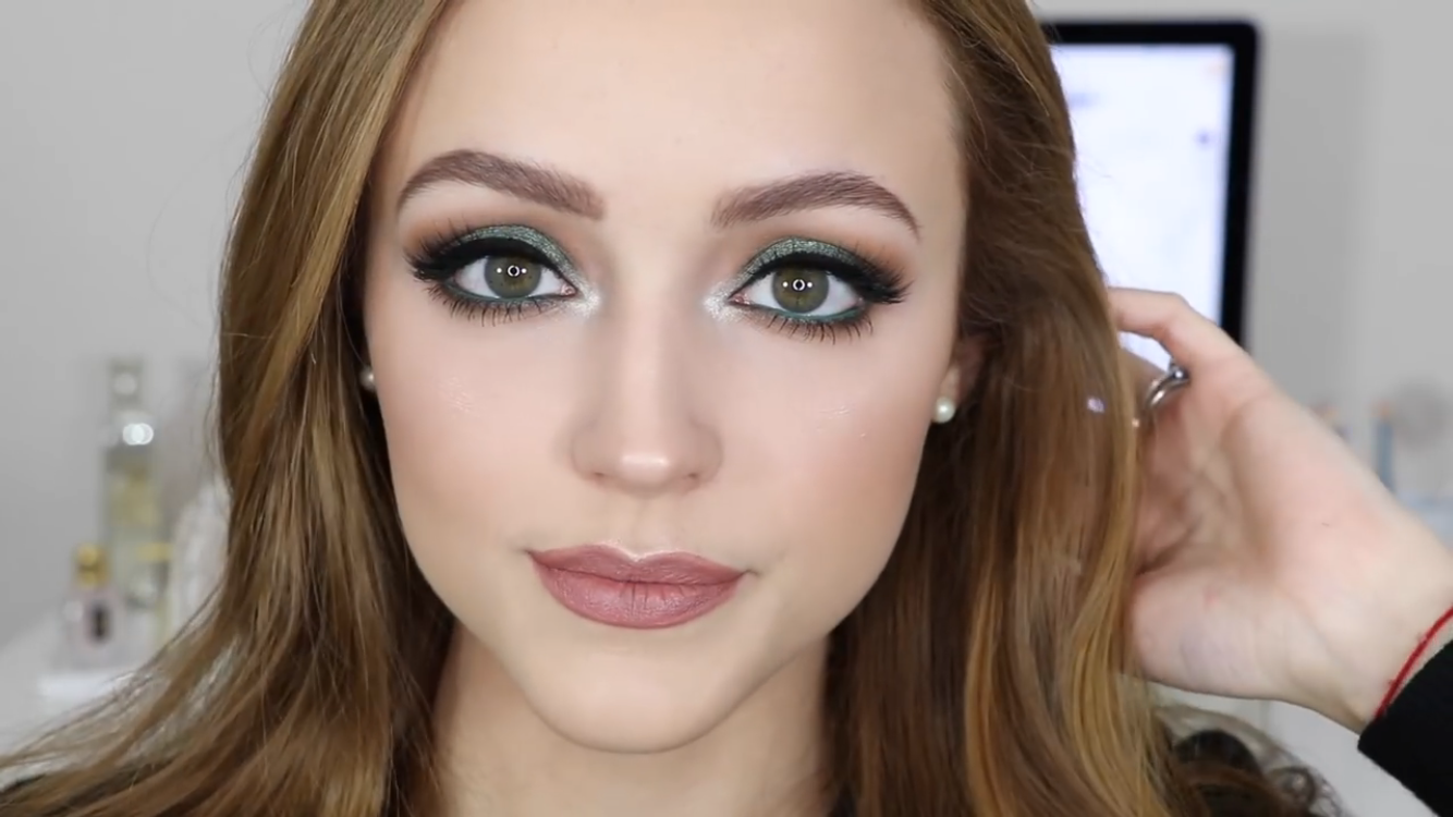 Best 7 Tips to Apply Wedding Makeup 8 prom makeup 2 Best 7 Tips to Apply Wedding Makeup - 6