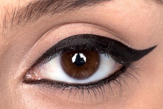 Ways to Apply Eye Makeup in 8 Simple Steps 8 final