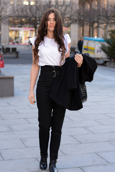 How to Match White and Black Clothes Together 2 black dress