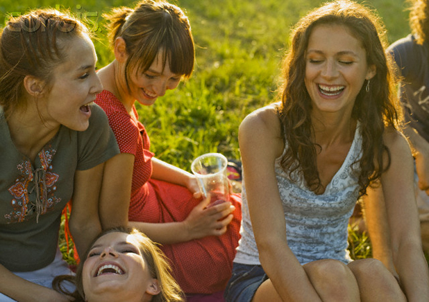 How Can You Tell a Funny Story? 4 Corbis 42 18847379 How Can You Tell a Funny Story? - 4