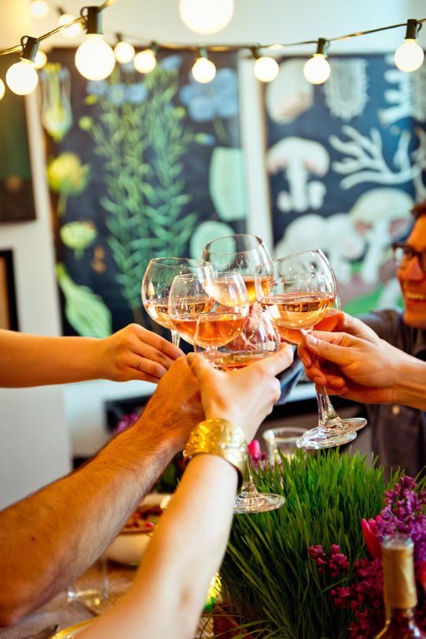 How to Perfectly Through a Super Bowl Party 4 51964ba4fb04d631e7000de3. w.540 s.fit How to Perfectly Through a Super Bowl Party - 4