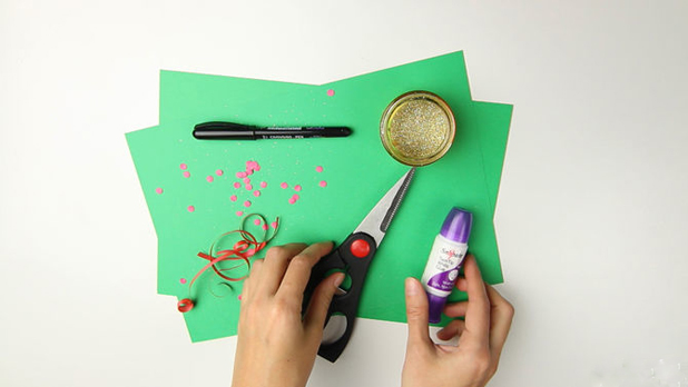 670px Make a Paper Christmas Tree Step 1 How to Make a Christmas Tree out of Paper - 2