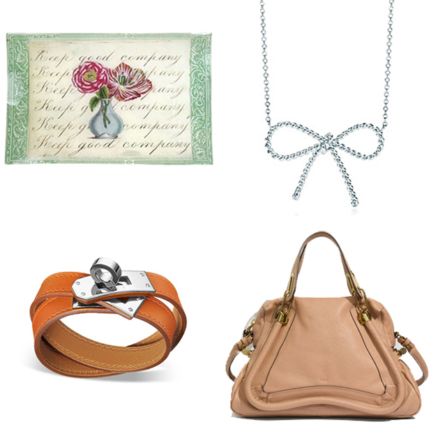 How to Choose a Special Gift for the Mother’s Day 5 Mother Day Gifts Luxury List How to Choose a Special Gift for the Mother’s Day - 5