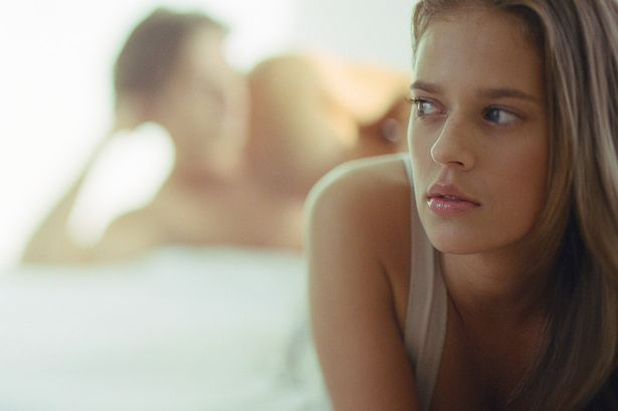How to Keep Girls Away from Your Man 4 Relationship Trouble How to Keep Girls Away from Your Man - 3