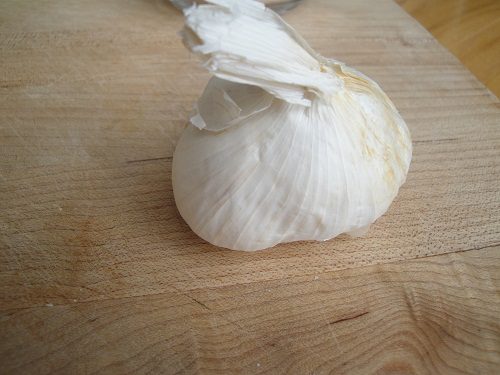 8 33 1 Ear pain: the Effective Natural Remedies - 7 ear pain effective natural remedies