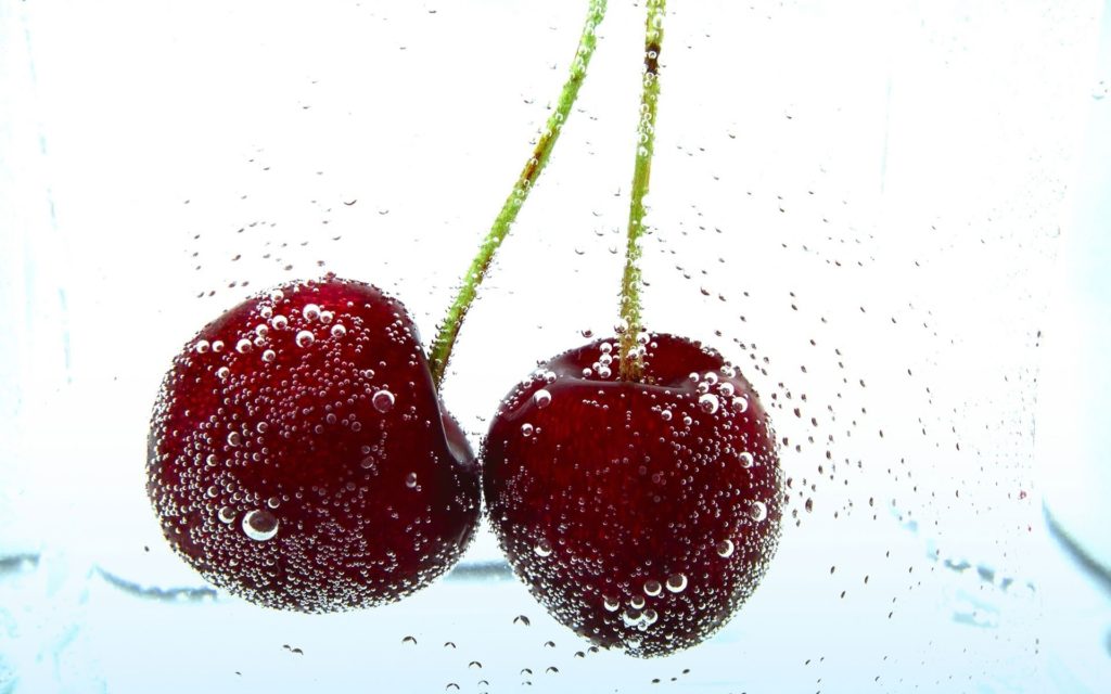 18 5 1 Sweet Cherries Health Benefits: Eat to Lose Weight - 8 sweet cherries health benefits lose weight