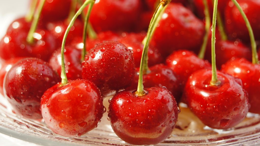 20 4 1 Sweet Cherries Health Benefits: Eat to Lose Weight - 11 sweet cherries health benefits lose weight