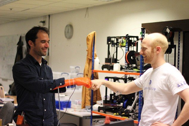 6 12 1 Naturally Controlled Artificial Limbs: the Biggest Innovation - 6 naturally controlled artificial limbs biggest innovation 2016