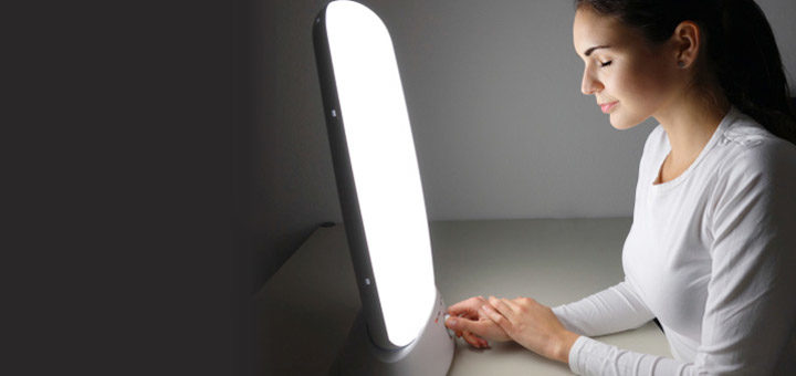 Light Therapy: Health Benefits for Seasonal Depression 4 light therapy health benefits seasonal depression