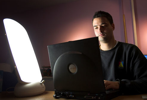 Light Therapy: Health Benefits for Seasonal Depression 6 light therapy health benefits seasonal depression