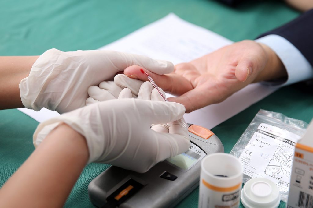 The Holy Grail for Treating Diabetes 5 Diabetes Treatment: Apple working on treating Diabetes - Graspers.com
