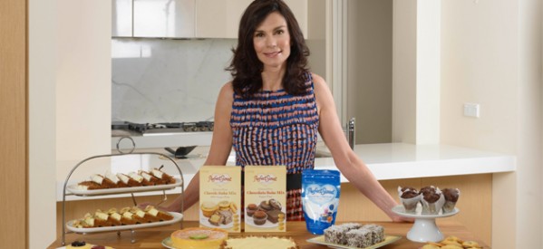 Superfit Lady: Woman 70s ,has incredible body - Graspers.com