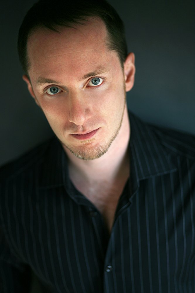 "Bedfellows" - Film (2010) 5 Tom Gualtieri "Bedfellows" - Film (2010) - 5